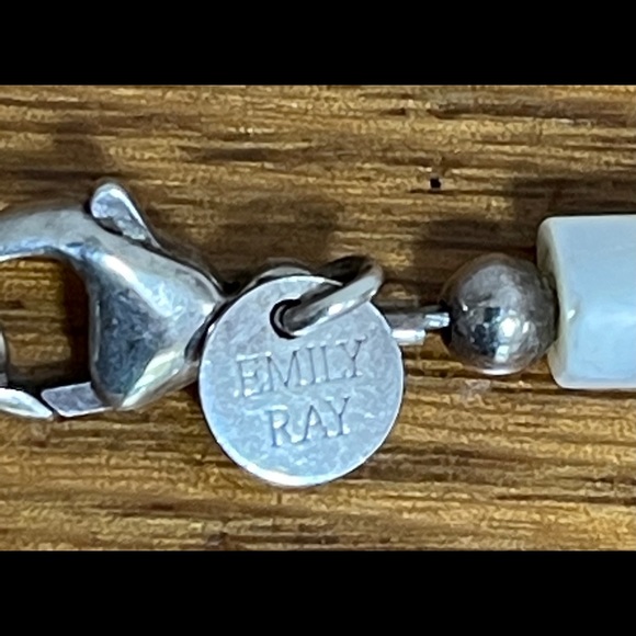 Emily Ray Shell Necklace - Picture 4 of 7